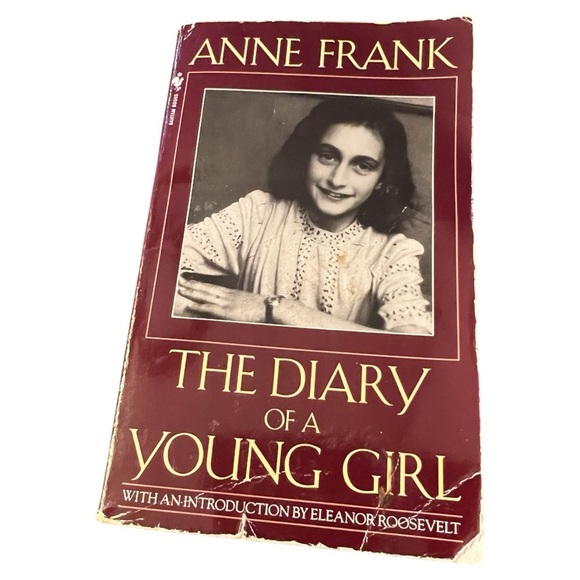 Vintage Other - The Diary of a Young Girl by Anne Frank Memoir Vintage 1993 on banned book list